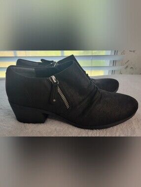 Bjorndal Black Fabric Ankle Booties with Side Zip Accent Sally Size 9 Heels Shoe
